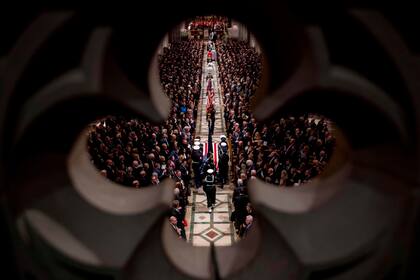 Una vista de la Catedral Nacional, en Washington DC, dónde se desarrolla el funeral de George H.W. Bush