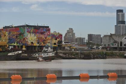 Una vista de la Ciudad, el Puerto y los murales