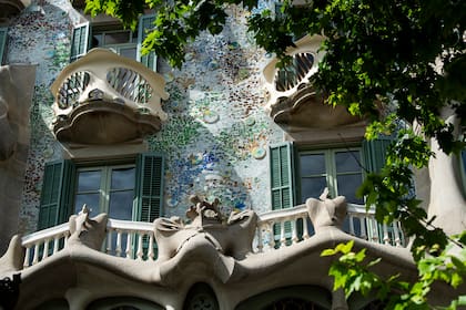 Una vista de la fachada de la Casa Batlló del arquitecto Antoni Gaudí.