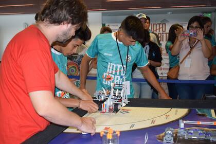 Una vista de las presentaciones de la First Lego League en 2018 en la Argentina