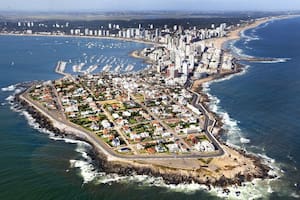 El histórico dato negativo de Uruguay por la brecha cambiaria con la Argentina