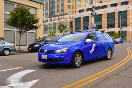 Una vista del vehículo que registra la cartografía digital y las vistas panorámicas del servicio Here Maps de Nokia