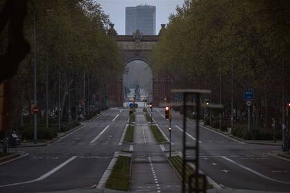 Una vista desolada del Passeig de Sant Joan, esta semana, en una Barcelona sujeta a un férreo control de los movimientos públicos