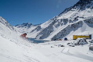 La historia del mítico y exclusivo hotel de esquí construido en la década del 40 por el Estado chileno