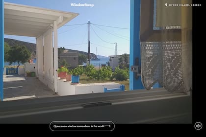 Una vista soleada desde la isla de Sifnos en Grecia
