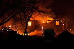 Un impresionante incendio en Colorado devoró cientos de casas y alertan que hay “vidas en peligro”