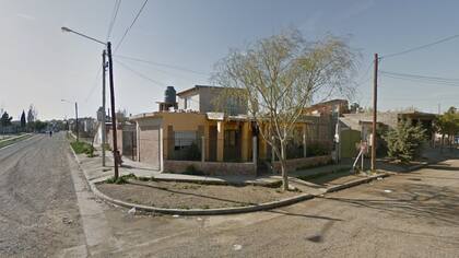 Una vivienda ubicada entre la calle Albarracin y Vito Roca, en el barrio de San Miguel.
