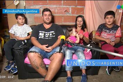 La Familia Rodríguez compuso una canción que rápidamente se viralizó en las redes sociales