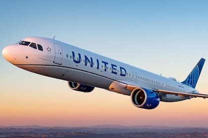 United Airlines sufre el impacto de la caída de la demanda entre ambos países