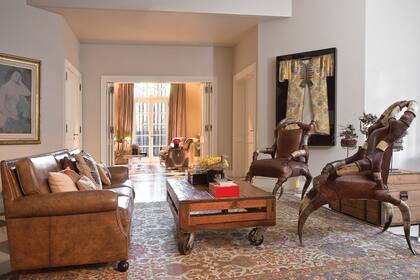 Uno de los ambientes de la mansión cuando todavía era propiedad de Matías Garfunkel y Victoria Vanucci