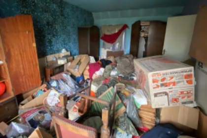 Uno de los ambientes donde se encontraron montañas de cosas: desde ropa hasta electrodomésticos