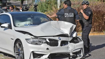 Uno de los autos involucrados en el accidente