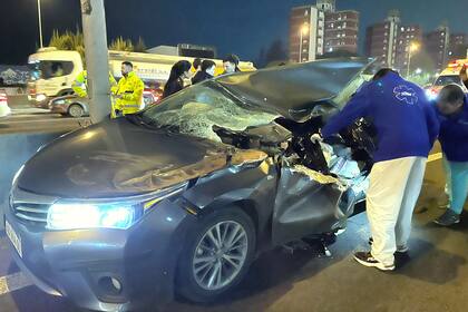 Uno de los autos involucrados en el múltipe choque