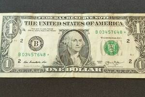 Uno de los billetes que fueron emitidos desde Washington D.C el mismo año que se hicieron las emisiones repetidas