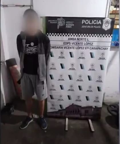 Uno de los cinco sospechosos en bicicleta detenidos en Carapachay