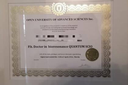 Uno de los diplomas secuestrados