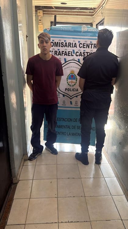 Uno de los dos sospechosos detenidos