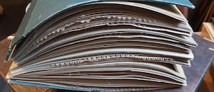 Primeras ediciones, libros artesanales y piezas únicas en la Feria del Libro Raro