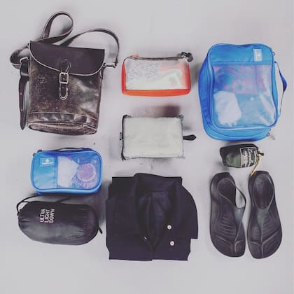 Uno de los ejemplos en las redes redes sociales de Brooke Schoenman para empacar solo lo necesario