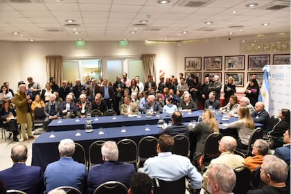 Uno de los encuentros en la Legislatura provincial