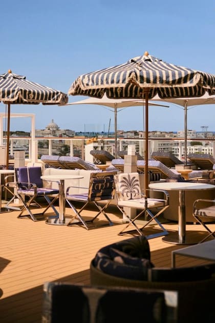 Uno de los espacios del barco ambientado por Ortiz