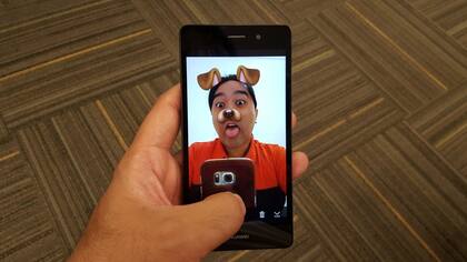 Uno de los filtros disponibles en Snapchat para crear selfies animadas