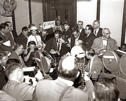 Uno de los forenses, Walter McCarron, explicó que los cuerpos permanecieron en su ubicación mucho tiempo