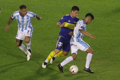 Uno de los grandes desafíos para el cuerpo técnico: recuperar al mejor Pavón, que avanza... y retrocede