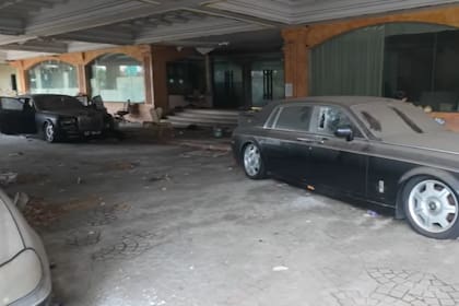Encontraron una colección de autos de lujo en un hotel abandonado con vínculos criminales
