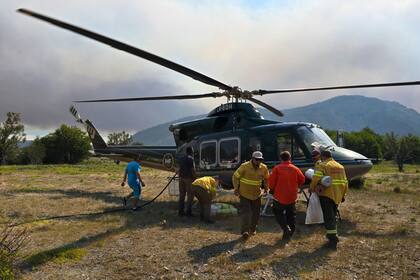 Uno de los helicópteros en acción