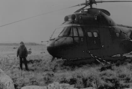 Uno de los helicópteros Puma que el Ejército envió a la guerra de Malvinas. Antes de la guerra, las matrículas de las aeronaves fueron pintadas, para que los británicos no pudieran identificarlas.