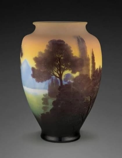 Uno de los jarrones de vidrio que formarán parte de la subasta del próximo 28 de octubre