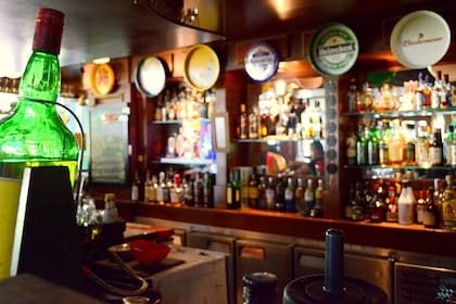 La típica barra del pub irlandés