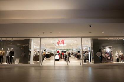 H&M es una de las marcas con la que trabaja la constructora y experta en interiorismo