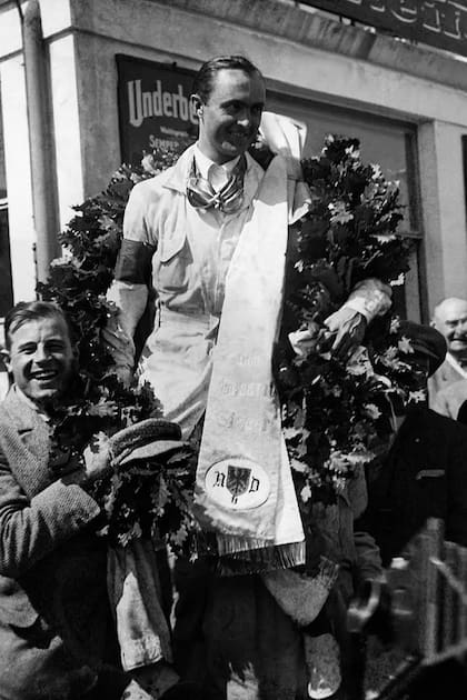 Uno de los mejores pilotos de la época, Louis Chiron, tuvo un impacto negativo en la vida de Nice