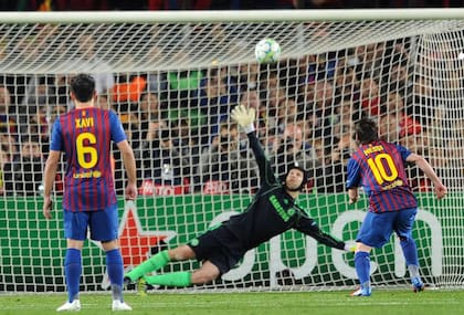 Uno de los momentos más tristes de Messi en Barcelona: la pelota pegó en el travesaño y los catalanes quedaron eliminados