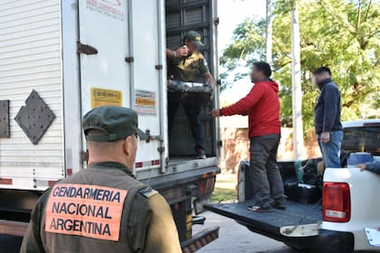 Uno de los precintos había sido removido y escondido en una caja de herramientas