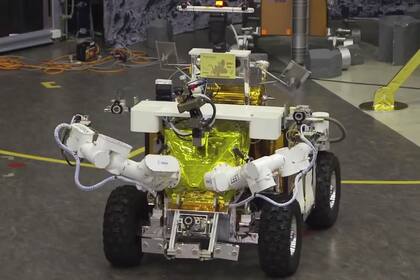 Uno de los robots empleados en el proyecto METERON de la Agencia Espacial Europea, que planea analizar a Marte mediante humanoides controlados por astronautas que orbitan el planeta rojo