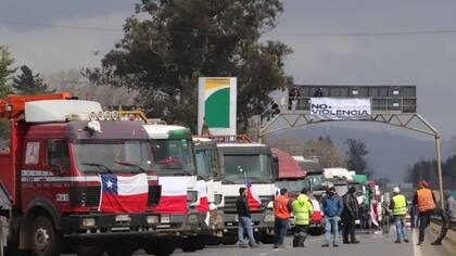 Uno de los rubros donde mayor impacto tiene esta medida es en transporte de cargas, debido a que los choferes necesitan la cobertura para salir y entrar del país