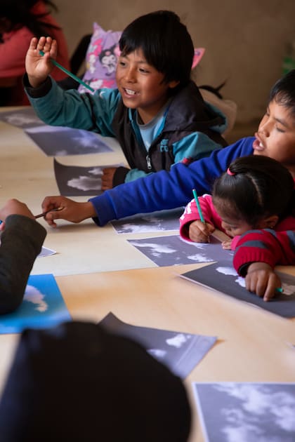 Uno de los talleres con chicos, este año en Salinas Grandes
