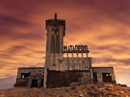 Uno de los tantos mataderos víctimas del abandono
Foto: wotocam.fotografia