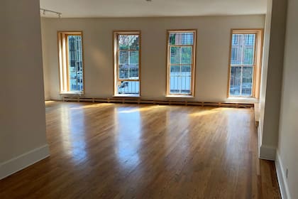 Uno de los tres lofts que componen hoy la antigua propiedad de Andy Warhol que se subastará en Nueva York