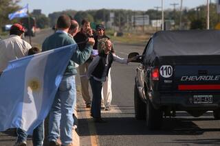 Pese a la llegada de Batakis, el campo mantiene el cese de comercialización