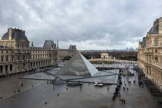 Una fuga de agua en el Louvre dañó cientos de libros del departamento de antigüedades egipcias