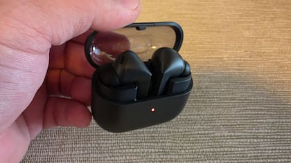 Unos Galaxy Buds 3 FE de Samsung