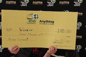 Unos padres en Nueva Jersey obtienen su segundo premio millonario en seis meses