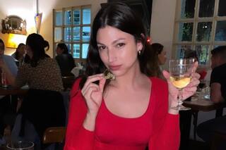 El plato exótico que Úrsula Corberó degustó en un restaurante de Chacarita