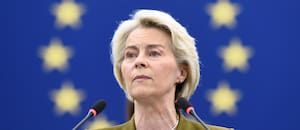 La Unión Europea alcanzó un acuerdo para endurecer su política migratoria y crear “centros de retorno”
