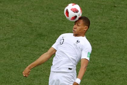 Superada la valla de Uruguay, Mbappé ya sueña con la final