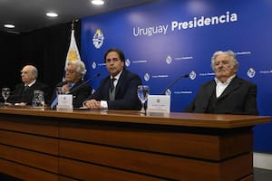 Los consejos sobre tolerancia política de Luis Lacalle Pou junto a tres expresidentes en Uruguay
